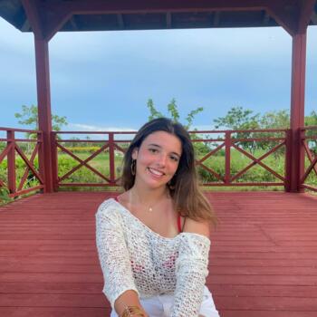 Babysitter in Paris: Sofia