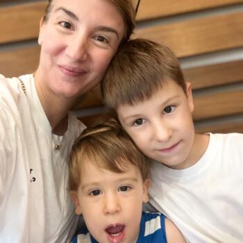 Δουλειά για babysitter στην περιοχή Πάφος: δουλειά φύλαξης παιδιών Olja