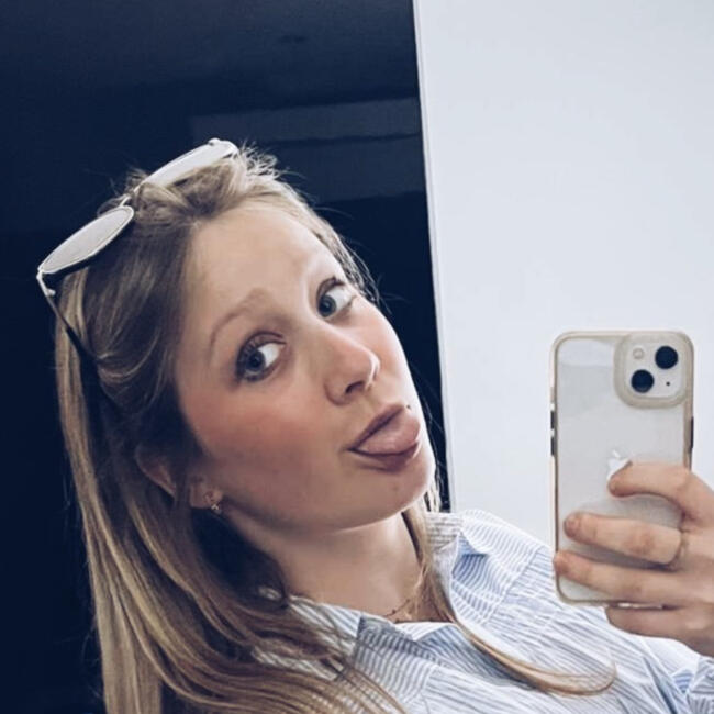 Babysitter in Kortrijk: Rhune noor