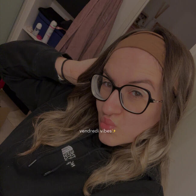 Babysitter in Beaulieu: Lucie