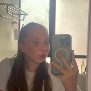 Babysitter Échenoz-la-Méline: Loé