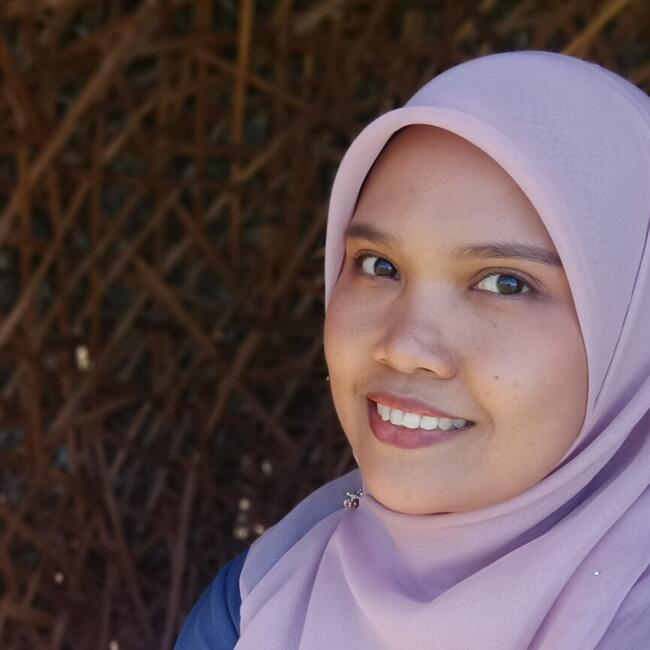 Babysitting job in Sungai Rambai: Nor Azreen
