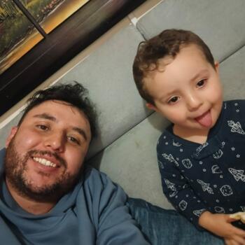 Babysitting job in Bogotá: babysitting job Sergio