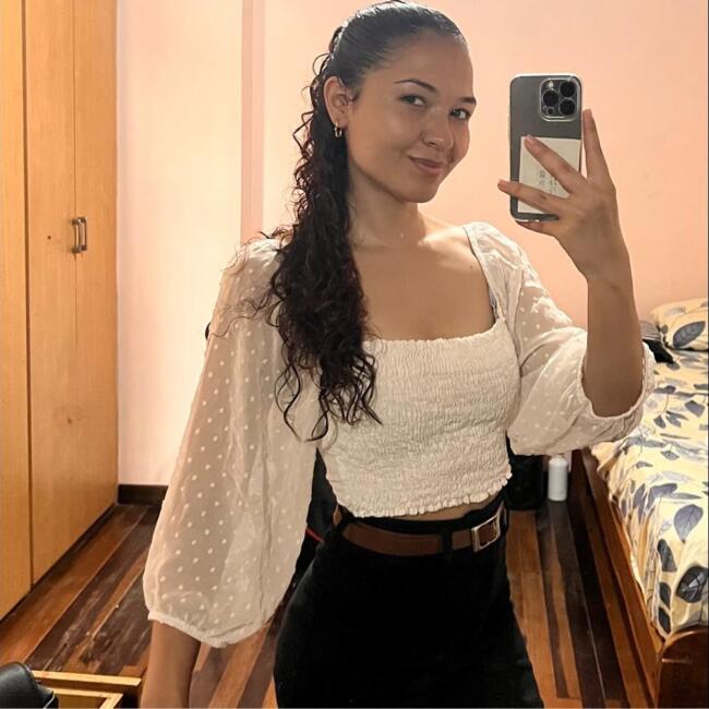 Baby-sitter in Portoviejo: Abby Perez