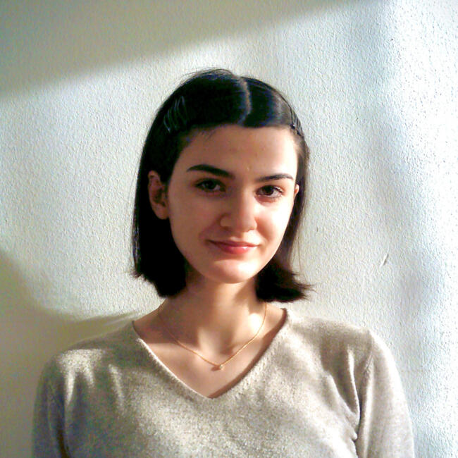 Babysitter in Lucerne: Ardita