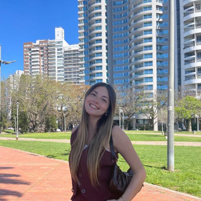 Niñera en Granadero Baigorria: Camila