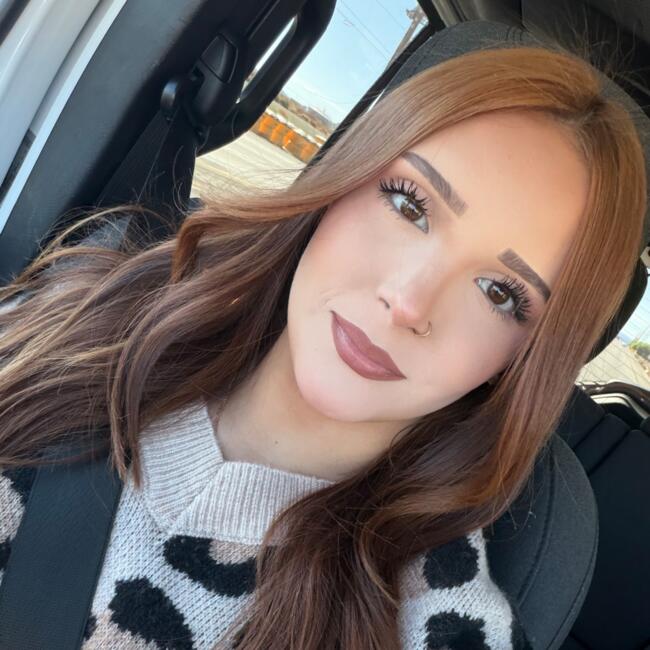 Nanny in San Jacinto: Izabella