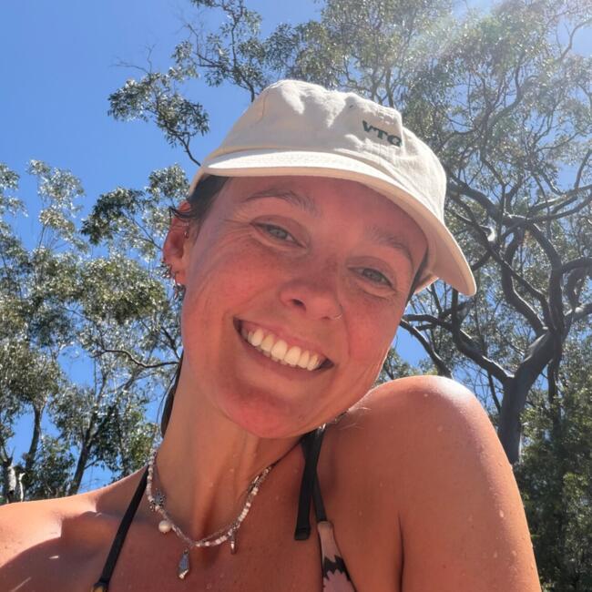 Babysitter in Launceston: Amy