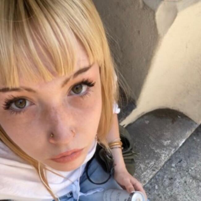 Babysitter in Marseille: Hénola