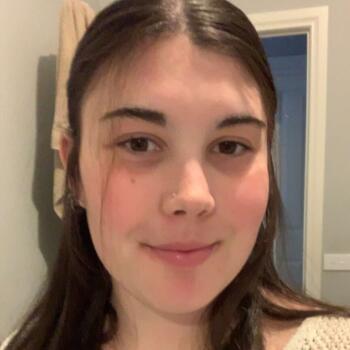 Babysitter in Wallan: Alisha