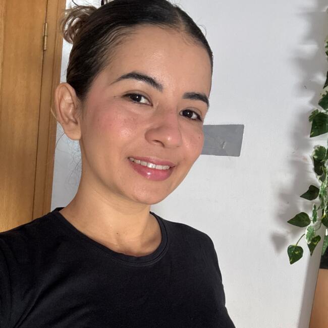 Babysitter in Setúbal: Crislayne