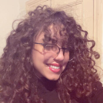 Babysitter in Aryanah: Malak