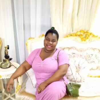 جليسة أطفال في أبوظبي: Comfort