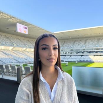 Babysitter in Mérignac: Jade