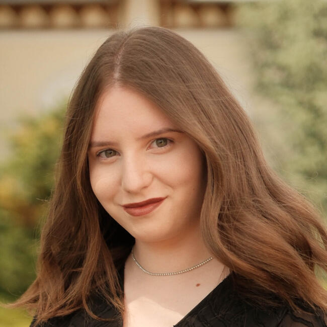 Bonă în București: Loredana