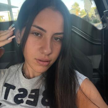 Babysitter in San Cataldo: Ester