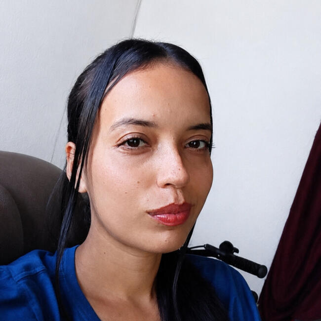 Babysitter in Belém: Adria Dias