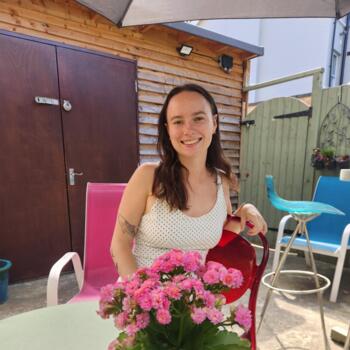 Babysitter in London: Jess