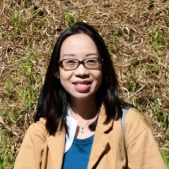 Babysitter in Singapore: WeYen