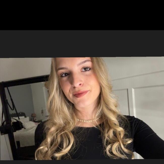 Babysitter in Holtum: Esmee