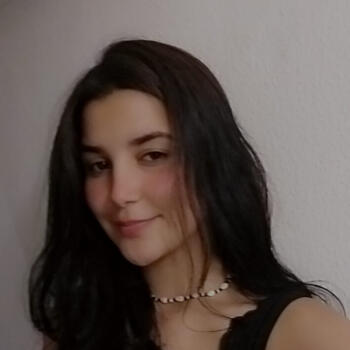 Babysitter in Vila Real: Luciana