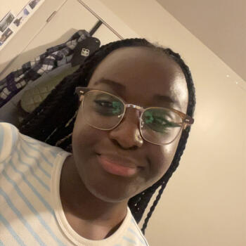 Babysitter in Vancouver: Joan