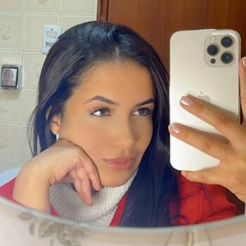 Babysitting job in São José dos Campos: babysitting job Larissa