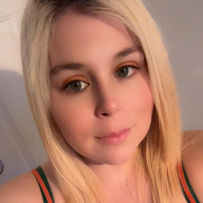 Babysitting job in Baytown: Amanda