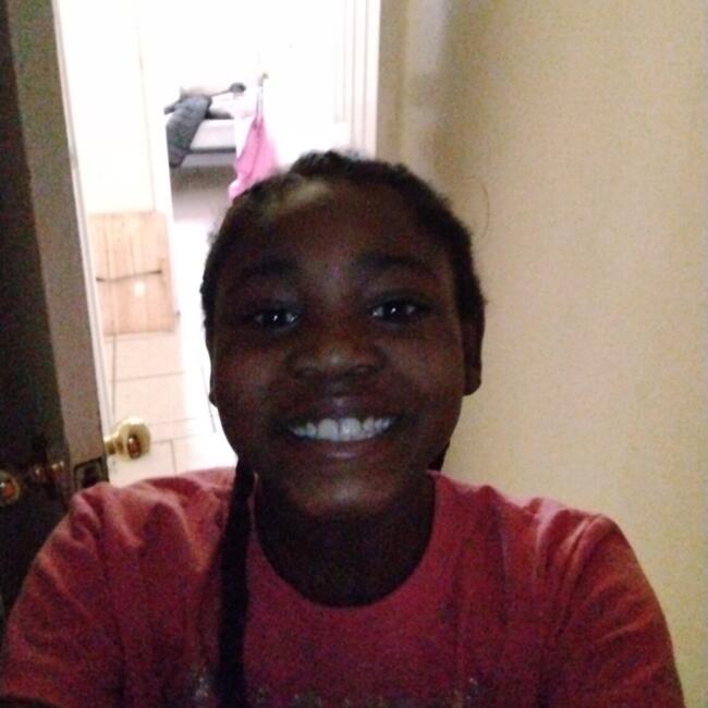 Babysitter in East Saint Louis: Kamora