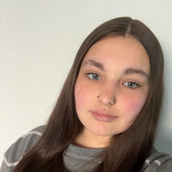 Babysitter in Rödental: Kiara