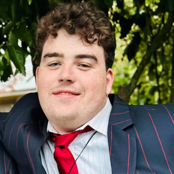 Babysitter in Christchurch: Travis