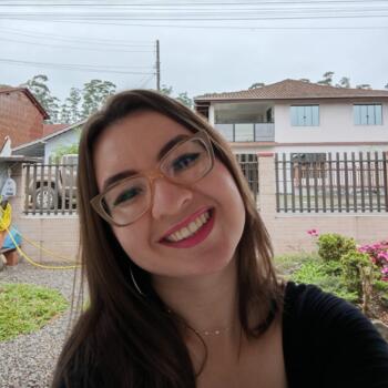 Babysitter Joinville: Fernanda