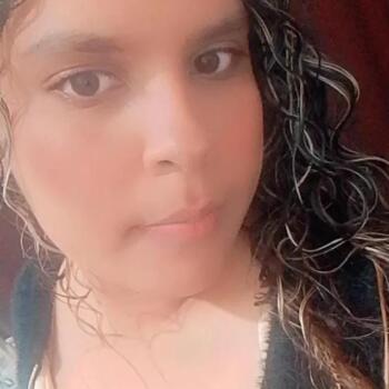 Babá em Cianorte: Laura