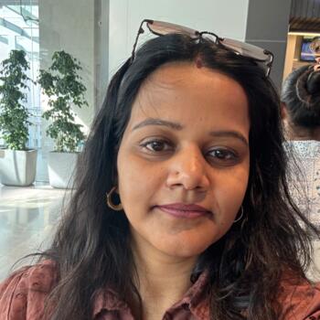 Babysitting job in Delhi: babysitting job Puja