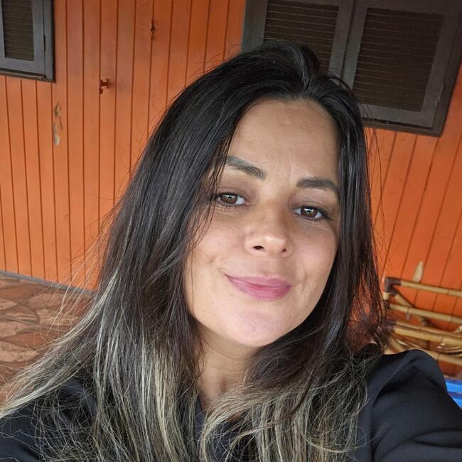 Babysitter in Criciúma: Michele