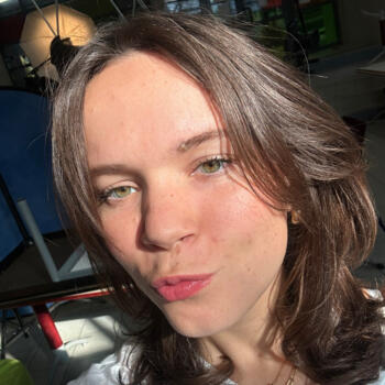 Babysitter in Entraigues-sur-la-Sorgue: ANNA