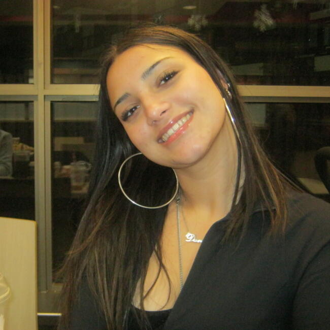 Baby-sitter in Mississauga: Daniela