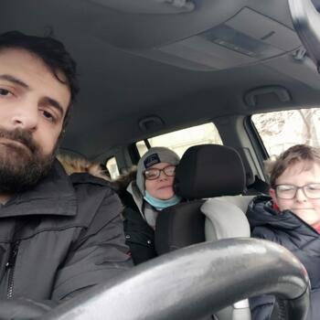 Lavoro per babysitter a Parma: lavoro per babysitter Carmelo