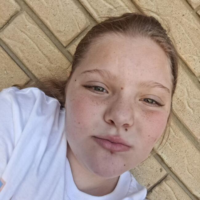 Babysitter in Brisbane: Paige