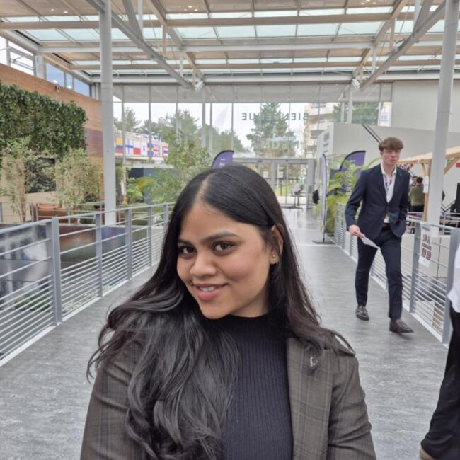 Babysitter in Reims: Aditi