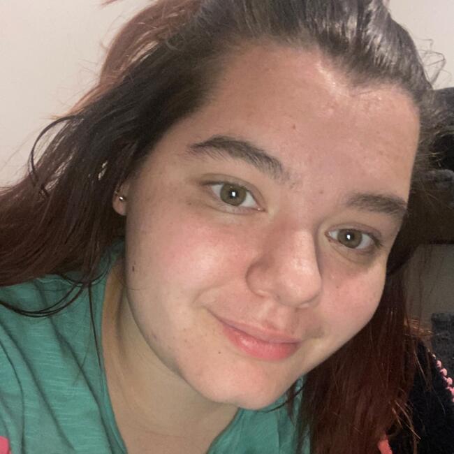 Babysitter in Saint-Georges-des-Groseillers: Maelvina