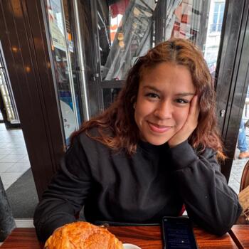 Babysitter in Vilanova i la Geltrú: Yomaira