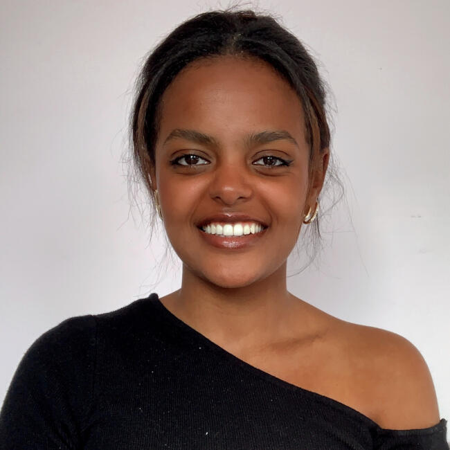Babysitter in Deinze: Hana