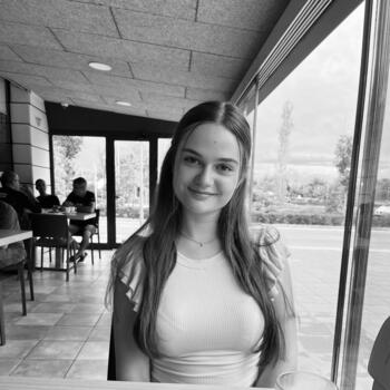 Canguro Sant Antoni de Calonge: Íria