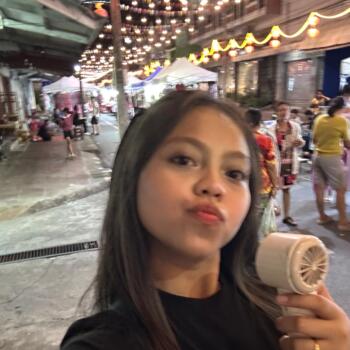 Babysitter in Singapore Island: Qistina