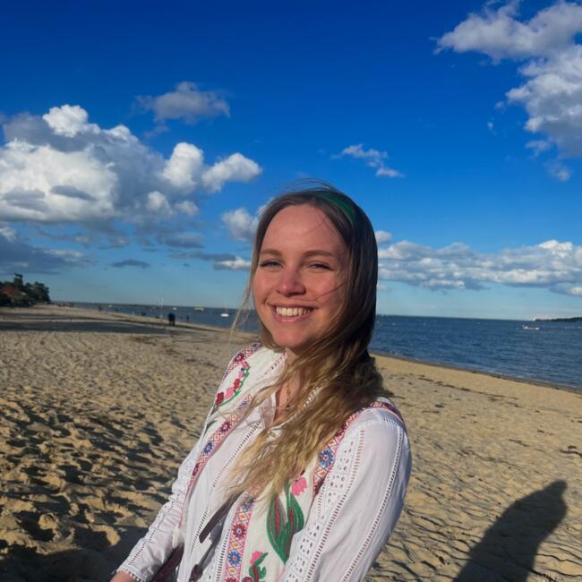 Babysitter in Bruges: Camille