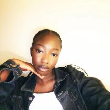 Babysitter in Arpajon: Marième