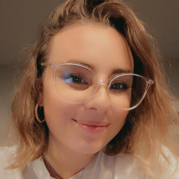 Babysitter in Saint-Dizier: Selena