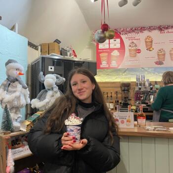 Babysitter in Helvoirt: Philippa