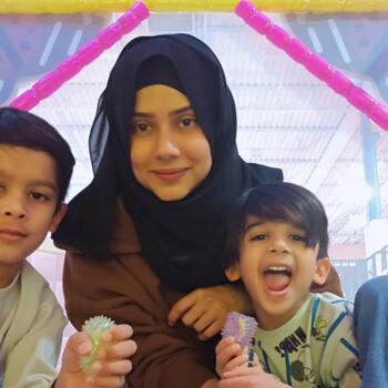 Parent Niagara Falls: Maheen
